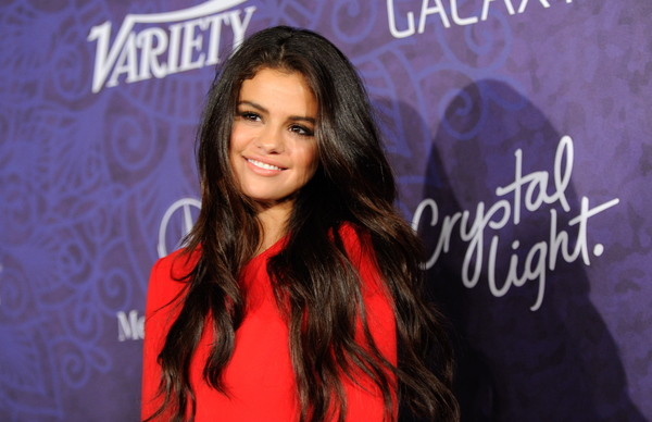 Селена Гомес поддержала неуверенных в себе поклонниц