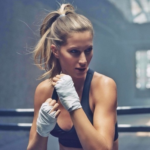 Лучшие фитнес-фото звезд в Instagram