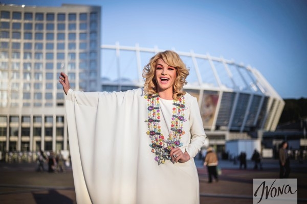 Травести-дива Монро полностью оголилась ради фото