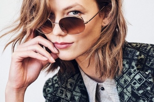 instagram.com/karliekloss