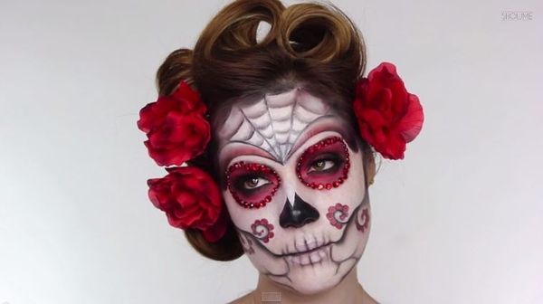 Макияж на Хэллоуин: Нарядный череп