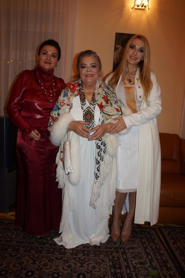 Ольга Сумская поздравила свою маму с 81-летием