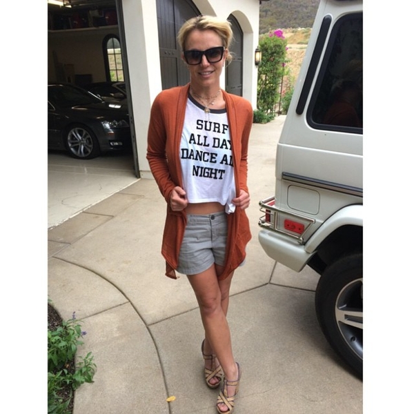 Бритни Спирс удивила поклонников постройневшей фигурой