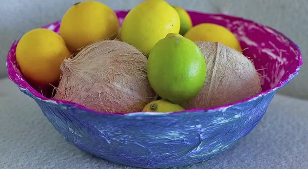 Как оформить корзину с фруктами в подарок: собираем корзинку своими руками