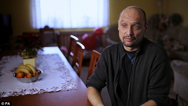 Впервые в мире парализованный человек встал на ноги