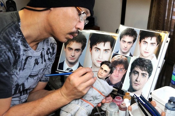 Художник создает кукол, удивительно похожих на знаменитостей