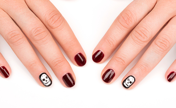 Маникюр на Хэллоуин с черепом: Мастер-класс