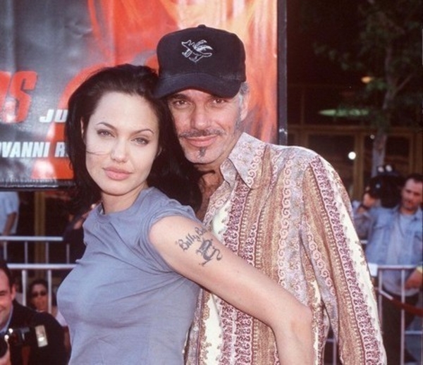 Бывший муж Анджелины Джоли назвал жизнь с актрисой безумием