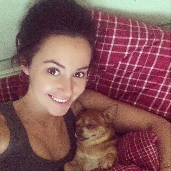 Яна Станишевская намекнула поклонникам на свою беременность