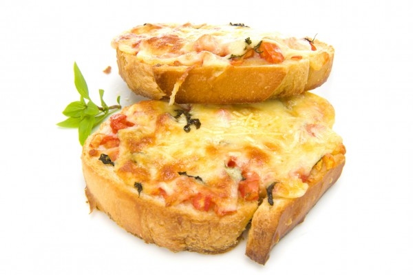 Как приготовить гренки: Три идеи для завтрака