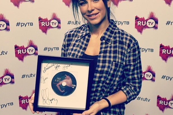 instagram.com/anilorak