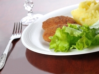 Котлеты из лосося с зеленью и чесноком