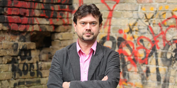 Остап Ступка ушел от жены к молодой студентке и собирается жениться