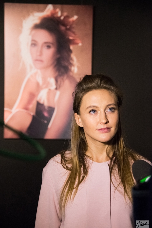 Ева Бушмина и Каролина Ашион посетили презентацию проекта Заквітчані