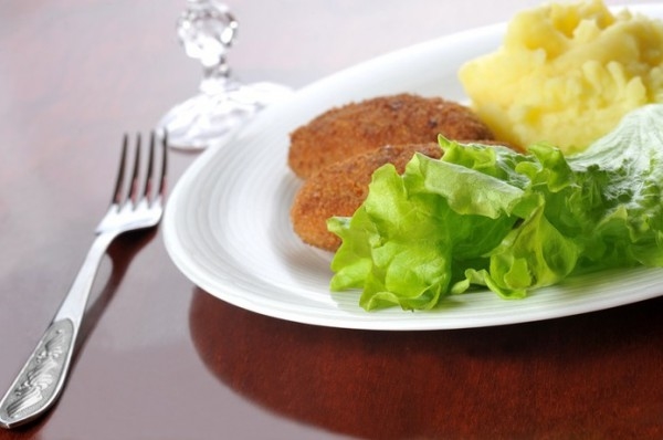 Котлеты из куриного фарша: ТОП-5 рецептов