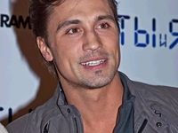 Экстрасенс рассказал, кто из звезд скрывает свою ориентацию