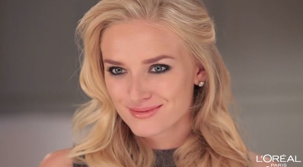 Видеоурок: Smoky eyes для серых глаз