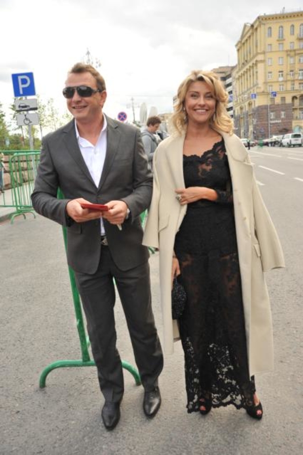 Избитая жена Марата Башарова теряет зрение