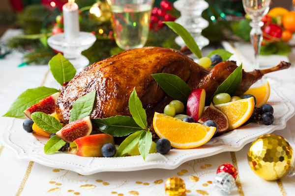 Фаршированная утка, запечённая в духовке – рецепт на новый год