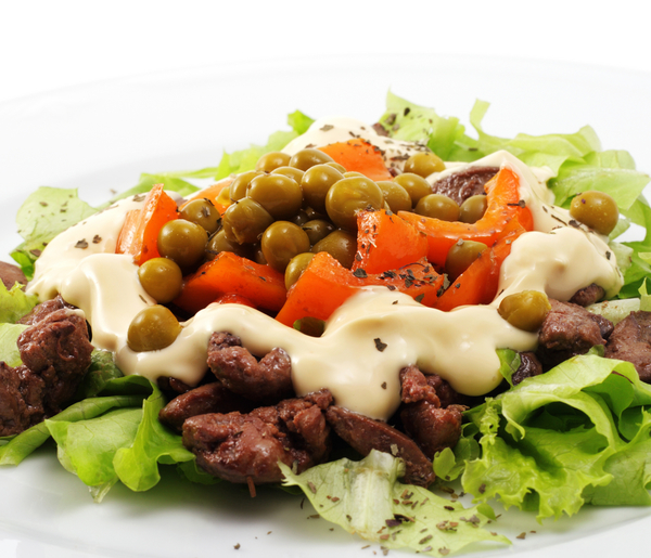 Как приготовить салат из куриной печени (видео)