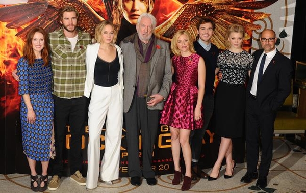 Звезды Голодных игр прошлись по красной дорожке в Лондоне