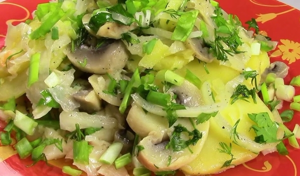 Как приготовить постный картофельный салат (видео)