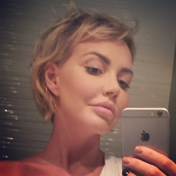 Маша Малиновская показала новую прическу и сравнила себя с Шэрон Стоун