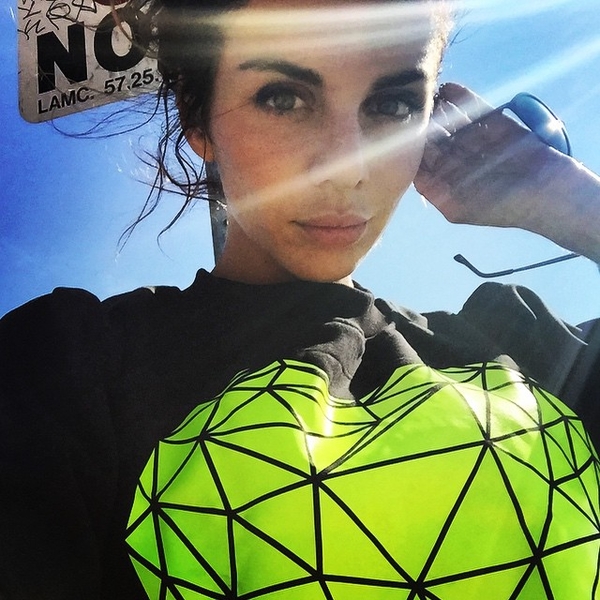 Аня Седокова похвасталась трогательным фото дочерей