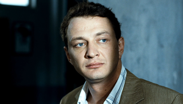 Марата Башарова уволили с работы из-за скандала с женой