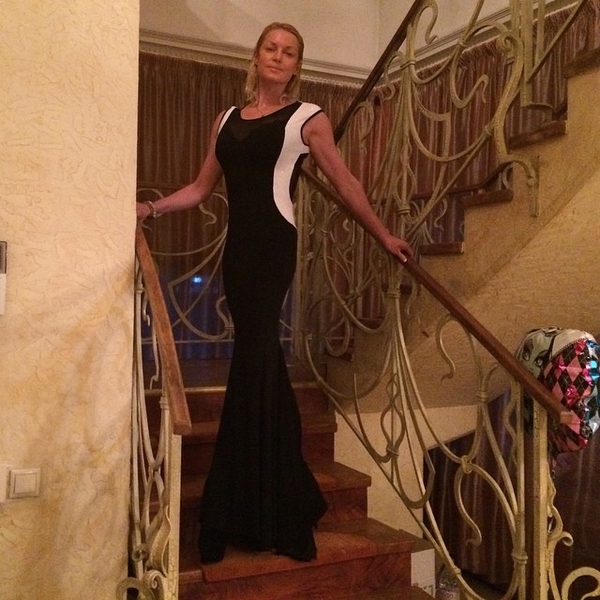 Концерты Волочковой в Крыму отменили из-за недовольных местных жителей