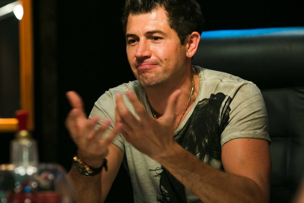 Андрея Джеджулу избили: Ведущий подозревает бывшую жену