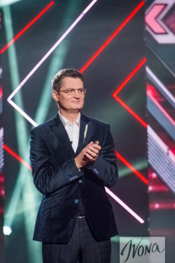 Игорь Кондратюк похвастался патриотичными браслетами