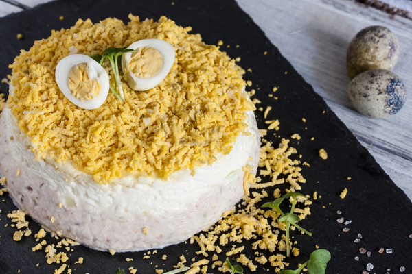 Салат Мимоза на 8 марта: ТОП-3 рецепта