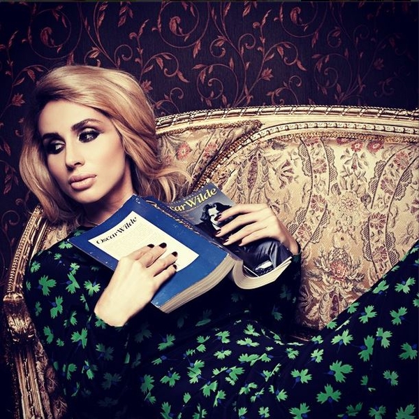 LOBODA удивила пикантным фото с концерта