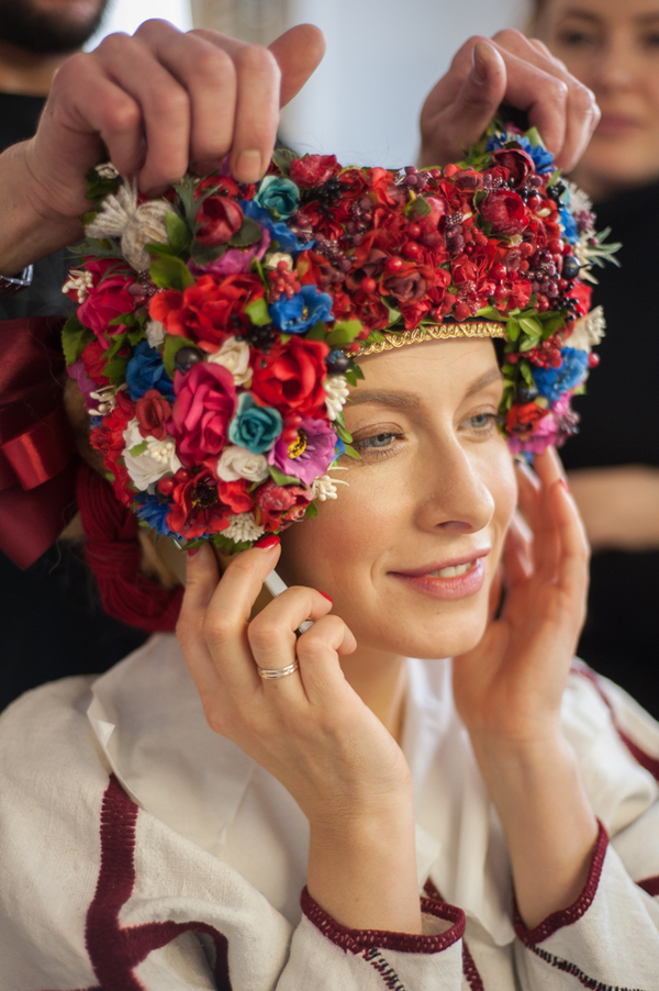 Фотопроект Щирі: 15 украинских звезд примеряли национальные наряды