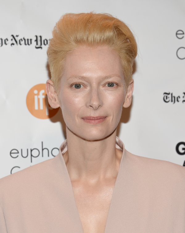 Необычная актриса Тильда Суинтон стала Женщиной года