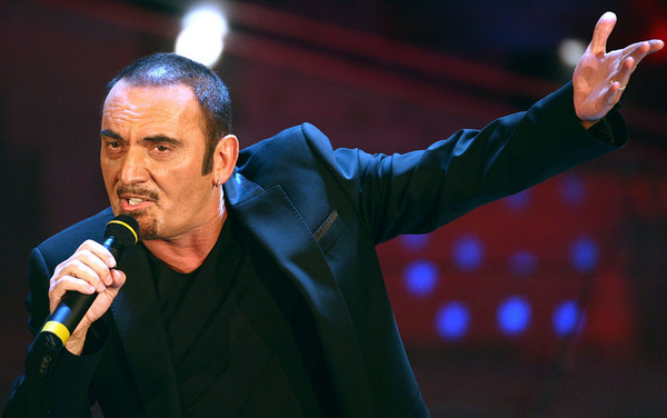 Итальянский певец умер после инфаркта на концерте