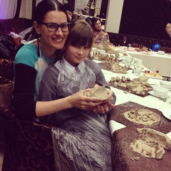 Маша Ефросинина показала фото с дочерью Наной