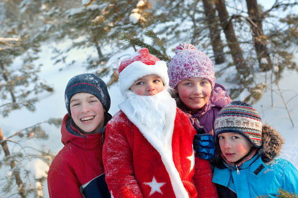 Чем занять детей на зимние каникулы