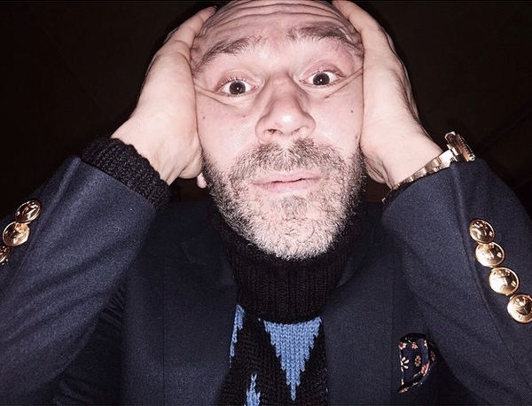 Сергей Шнуров презентовал скандальный клип на песню Никола