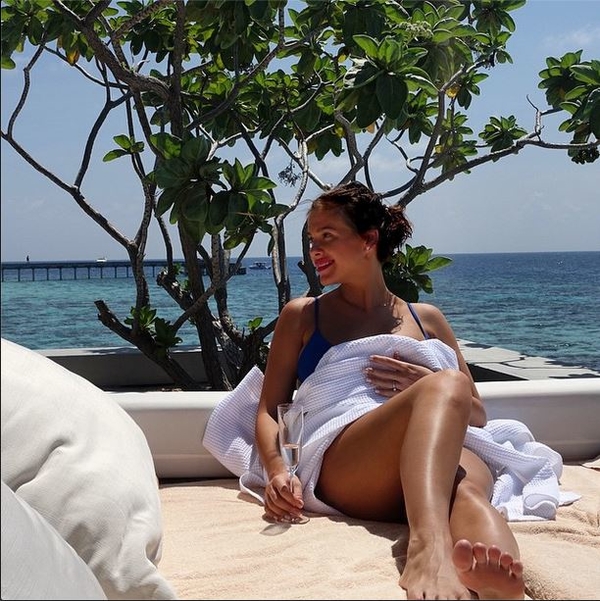 Беременная Елена Темникова дала советы будущим мамам