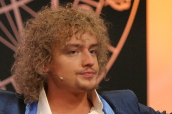 Звезду шоу Дом 2 преследуют журналисты