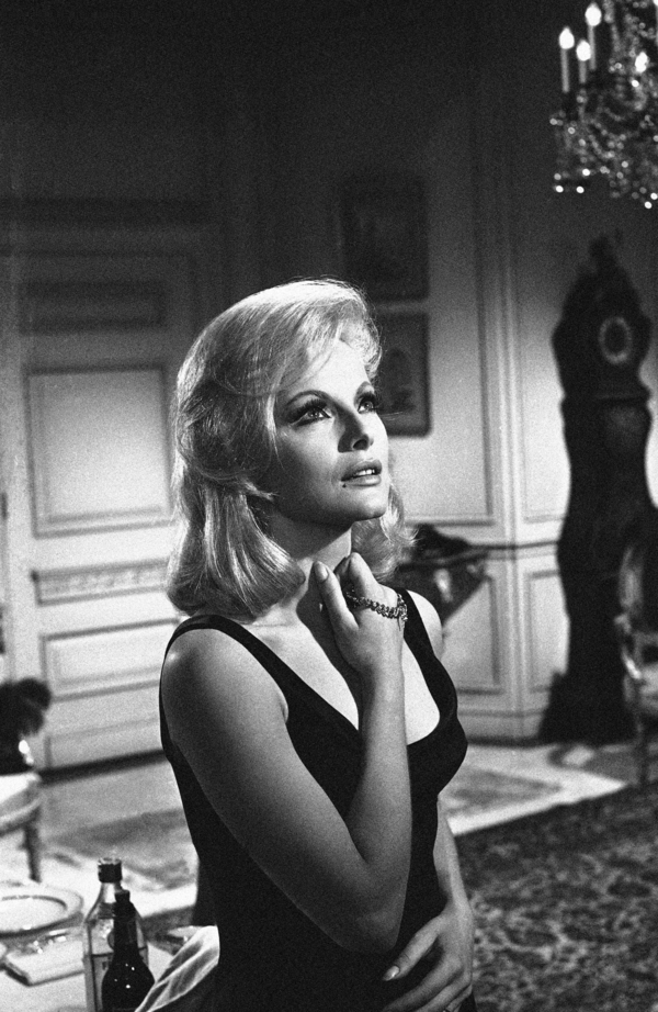 Умерла актриса Вирна Лизи: Смотри фото итальянской звезды