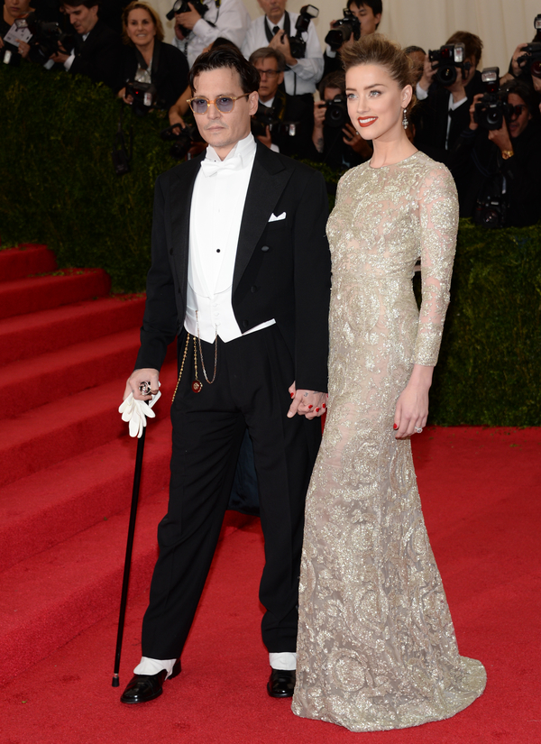 Джонни Депп планирует сыграть свадьбу в новогоднюю ночь – СМИ