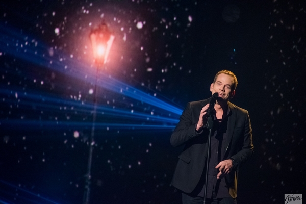 Французский певец Гару подарил зрителям Х-фактор новогоднюю сказку