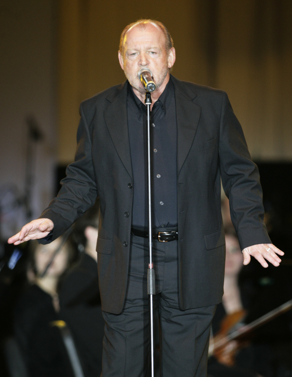 Умер Джо Кокер: Фото известного блюзового исполнителя