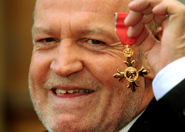 Умер Джо Кокер: Три хита исполнителя (видео)