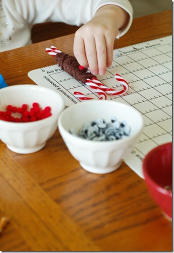 Поделки на Новый год для детей: Веселый олень