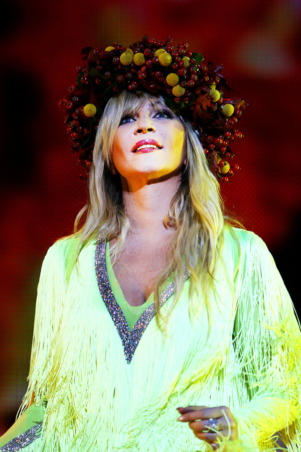 Платье Ирины Билык попало на выставку российского модного критика