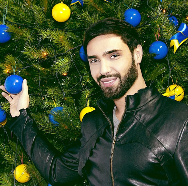 Голый Козловский отмечает свой творческий день рождения